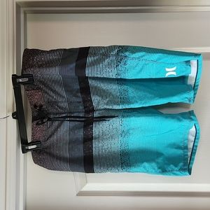 Hurley Phantom men's board shorts